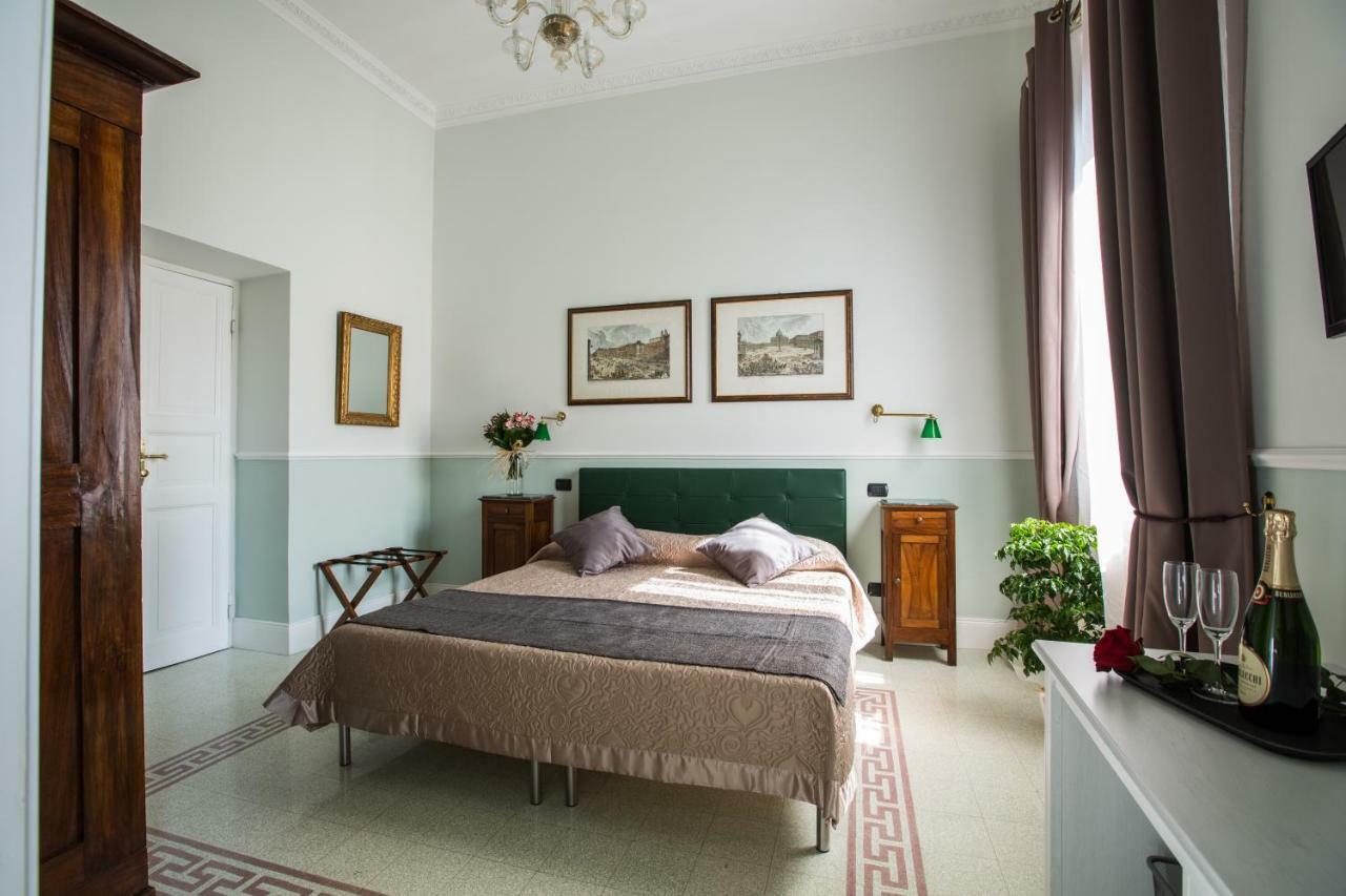 Art Nouveau Roma Colosseo Suites Bagian luar foto