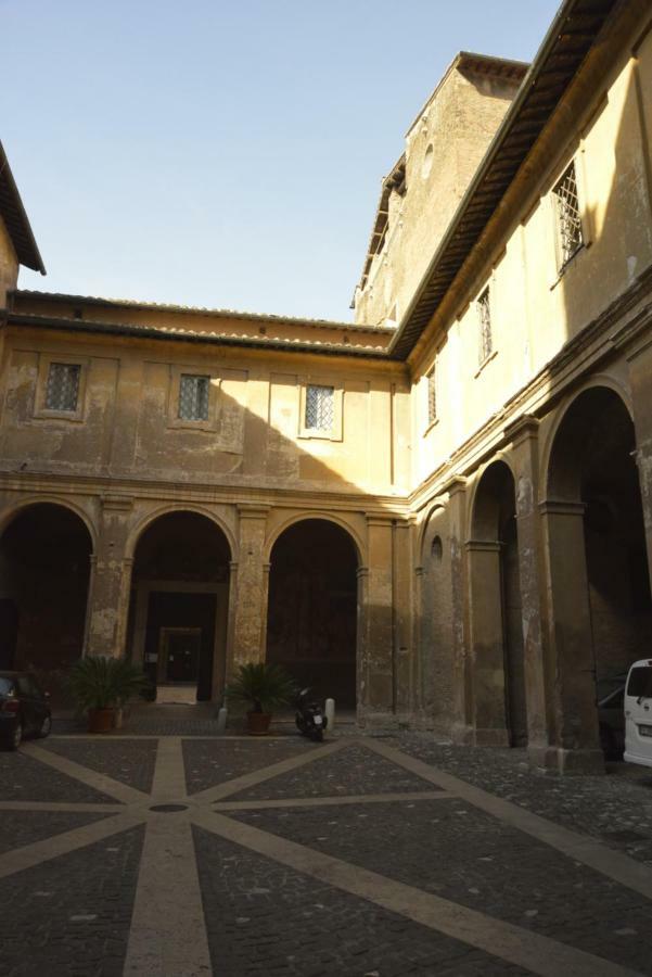Art Nouveau Roma Colosseo Suites Bagian luar foto